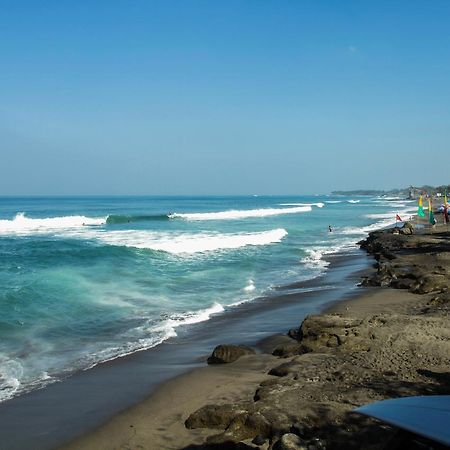 Bima Sakti Homestay Echo Beach Canggu Exterior foto