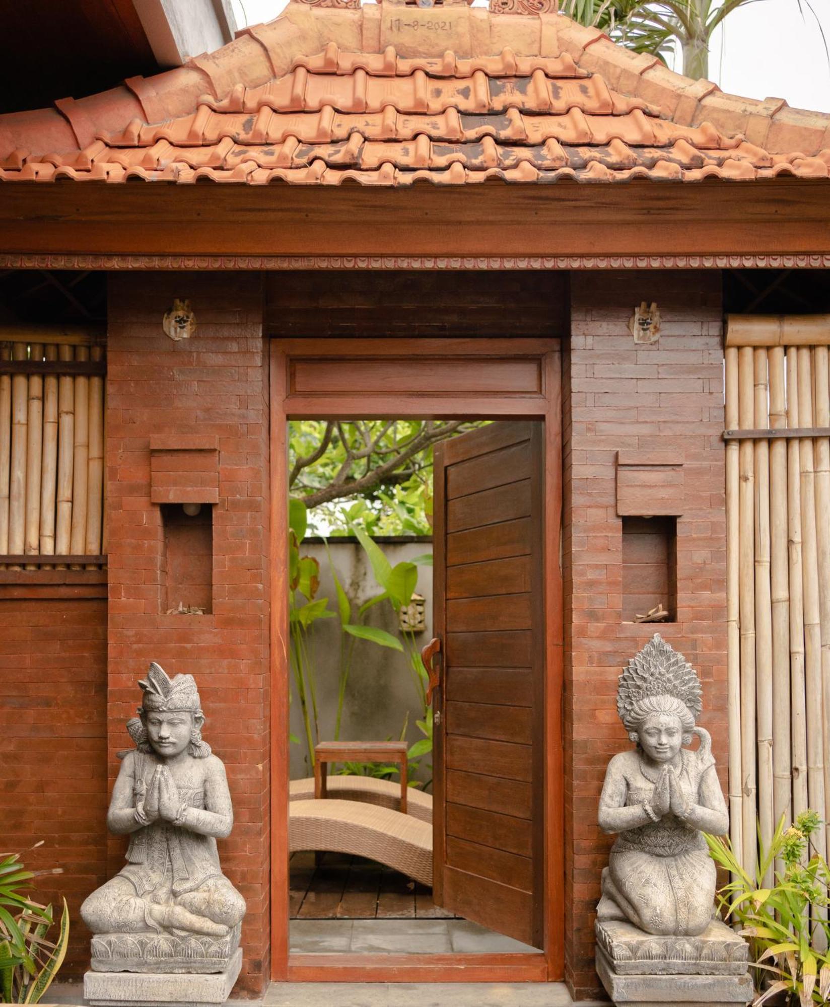 Bima Sakti Homestay Echo Beach Canggu Exterior foto