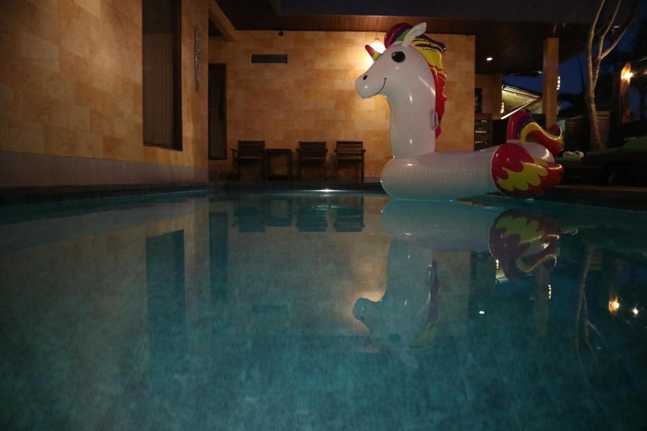 Bima Sakti Homestay Echo Beach Canggu Exterior foto